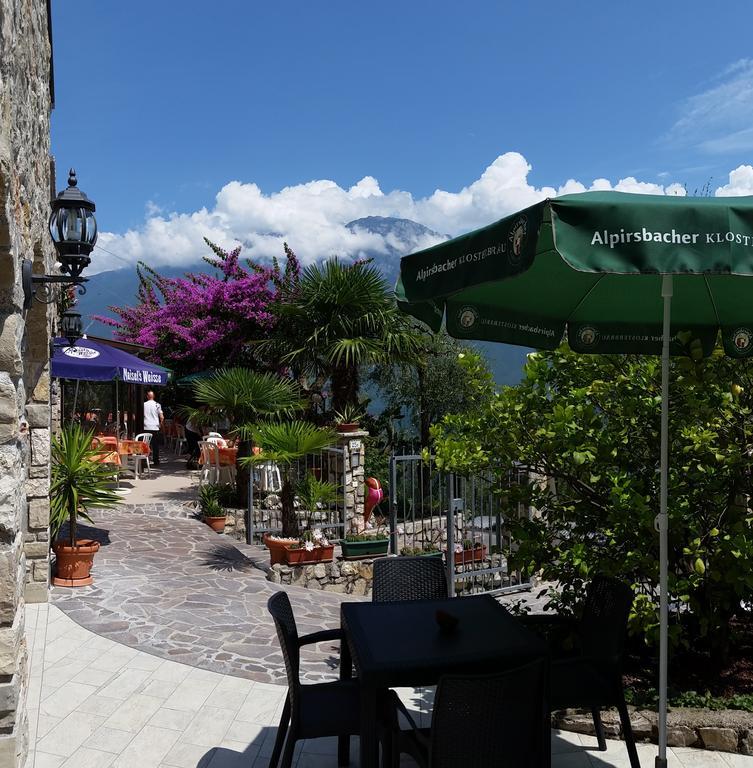 Hotel Augusta Garni Limone sul Garda Extérieur photo