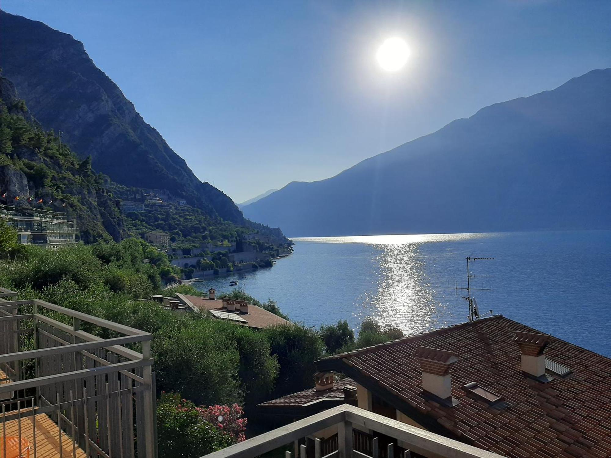 Hotel Augusta Garni Limone sul Garda Extérieur photo