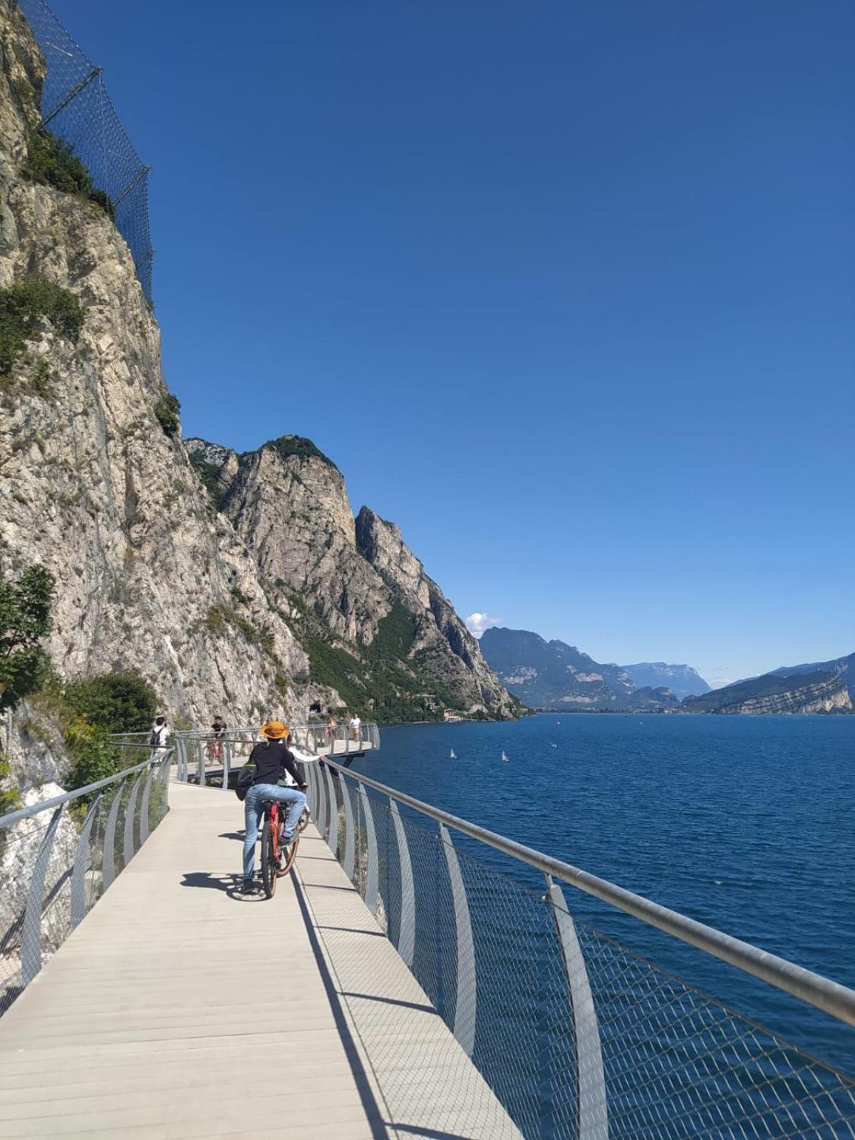 Hotel Augusta Garni Limone sul Garda Extérieur photo