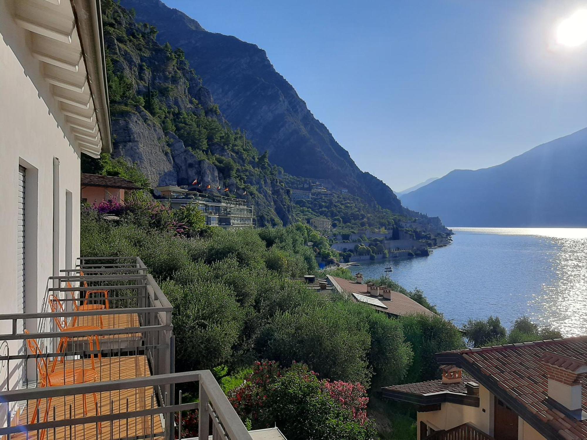Hotel Augusta Garni Limone sul Garda Extérieur photo